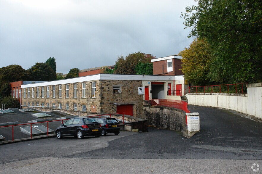 1-9 Wensley Rd, Blackburn à louer - Photo de l’immeuble – Image 2 sur 9