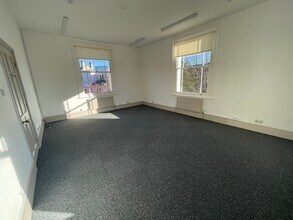 1 Mount Ephraim Rd, Tunbridge Wells à louer Photo intérieure– Image 1 sur 4