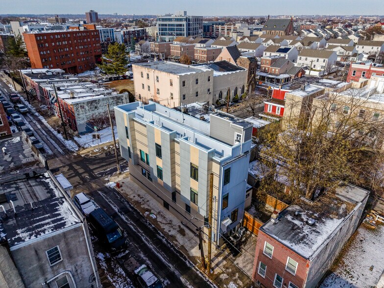 1321 N 19th St, Philadelphia, PA à vendre - Photo de l’immeuble – Image 2 sur 2