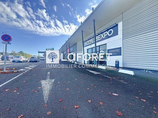 Plus de détails pour Local commercial à vendre