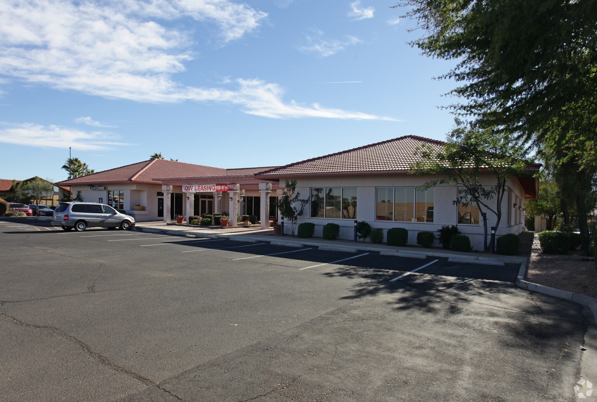 19082 R H Johnson Blvd, Sun City West, AZ à louer Photo de l’immeuble– Image 1 sur 5