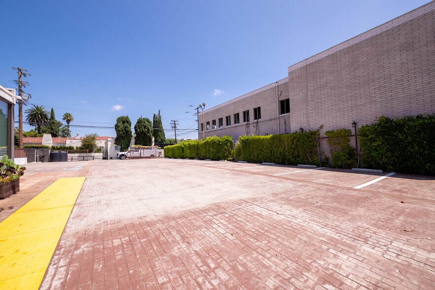 8925 W Olympic Blvd, Beverly Hills, CA à vendre - Photo de l’immeuble – Image 3 sur 31