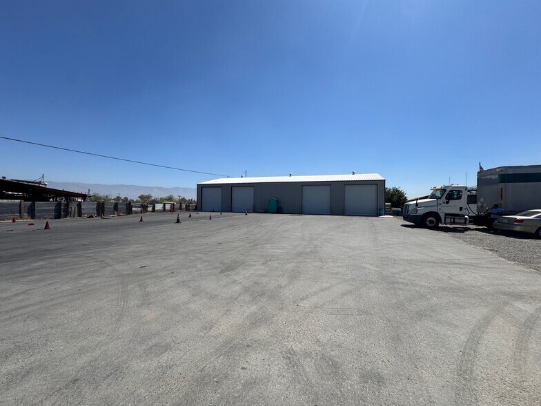 2371 Artesia st, San Bernardino, CA à vendre - Photo de l’immeuble – Image 3 sur 10
