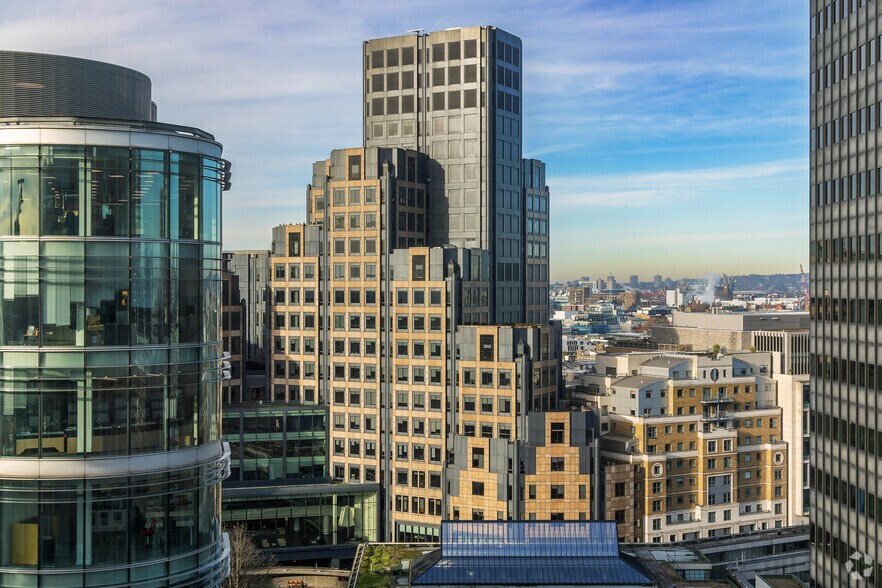 200 Aldersgate, Londres à louer - Photo principale – Image 1 sur 115