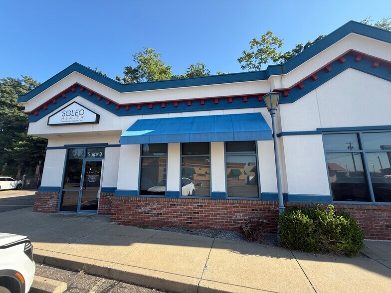 204 Three Springs Dr, Weirton, WV à louer - Photo de l’immeuble – Image 1 sur 15