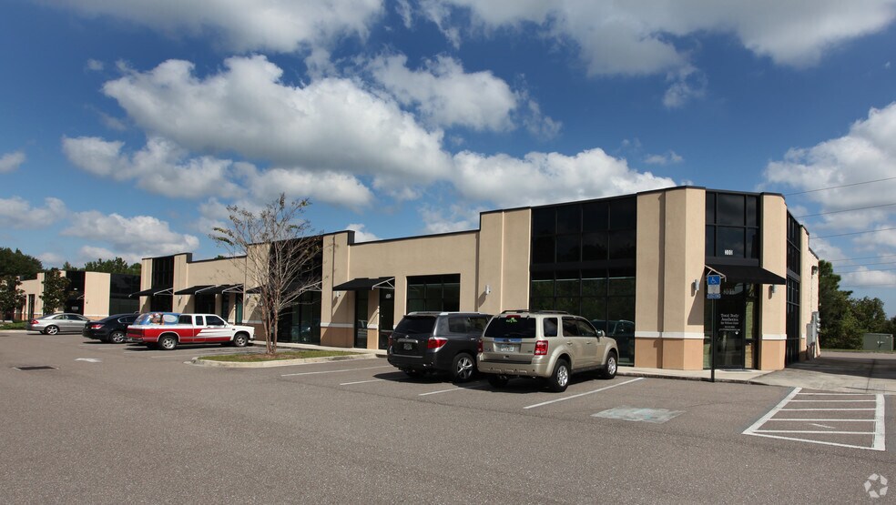 9889 Gate Pky, Jacksonville, FL à louer - Photo principale – Image 1 sur 4