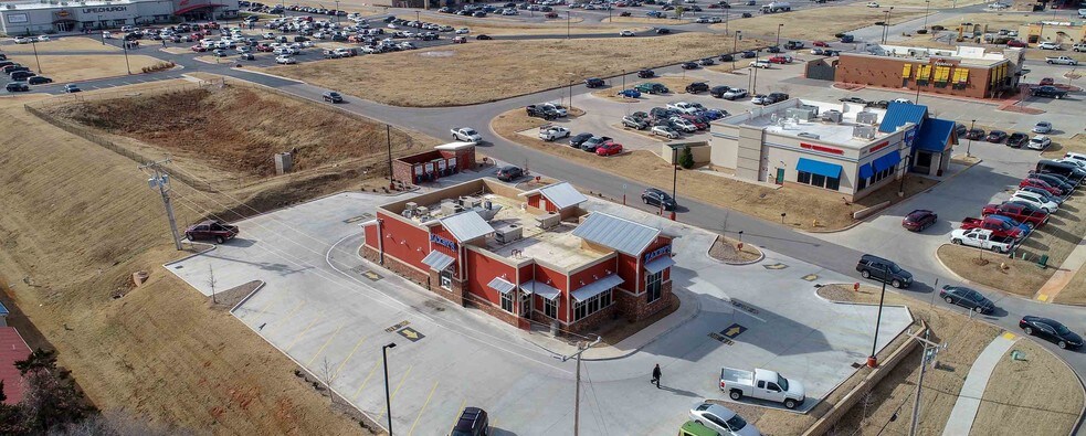 1084 E State Highway 152, Mustang, OK à louer - Aérien – Image 3 sur 3