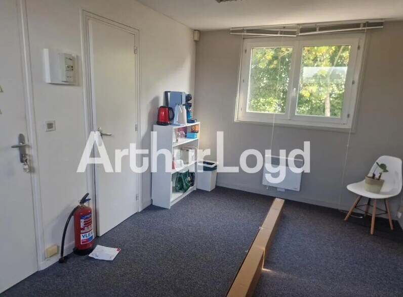 Bureau dans Caen à louer - Photo intérieure – Image 3 sur 4