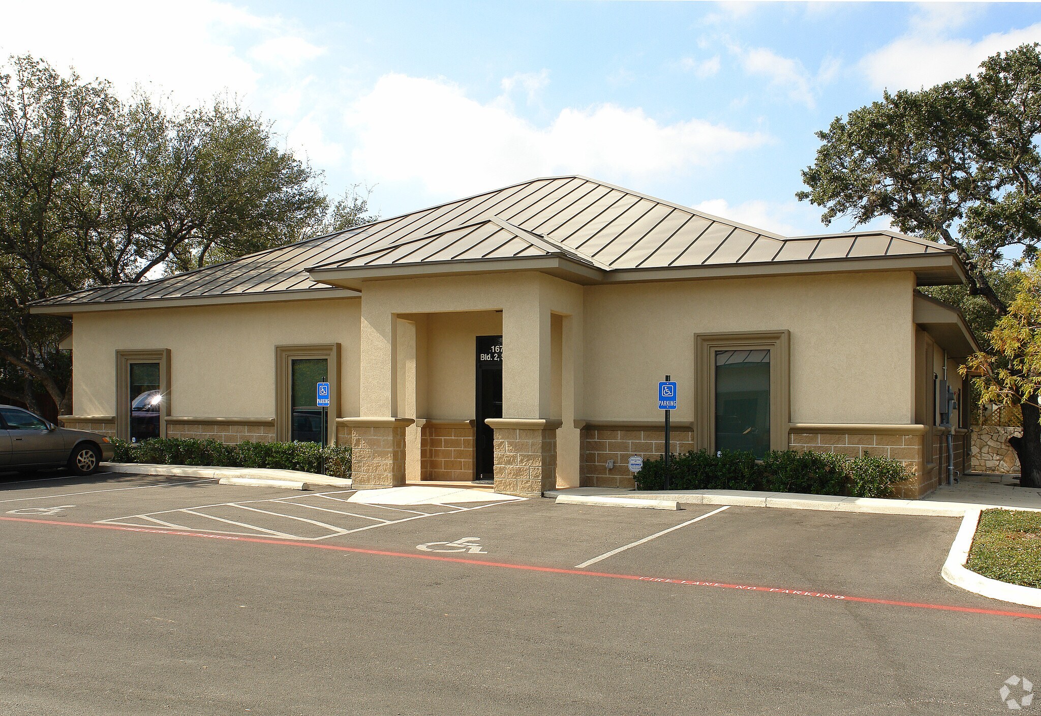 16719-2 Huebner Rd, San Antonio, TX à vendre Photo principale– Image 1 sur 9