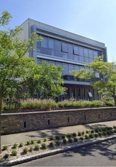 Bureau dans Saint-Herblain à louer - Photo de l’immeuble – Image 2 sur 7