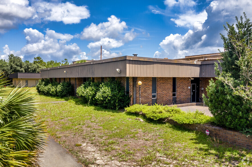 938 Thunderbolt Rd, Walterboro, SC à louer - Photo de l’immeuble – Image 2 sur 11