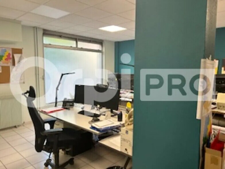 Bureau dans Villefranche-Sur-Saône à louer - Photo de l’immeuble – Image 2 sur 6