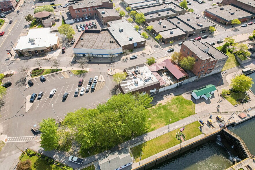 24 S First St, Fulton, NY à vendre - Aérien – Image 3 sur 56