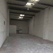 Hawkins Ln, Burton On Trent à louer Photo intérieure– Image 1 sur 1