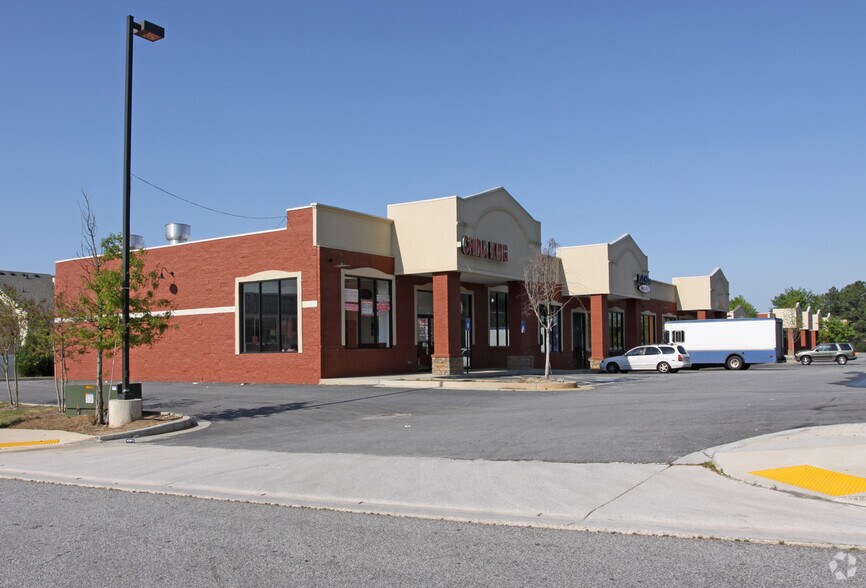 4943 Snapfinger Woods Dr, Decatur, GA à louer - Photo de l’immeuble – Image 1 sur 2