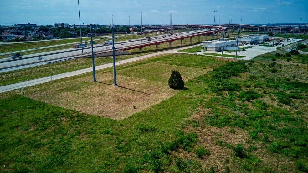 2851 N State 161 Hwy, Irving, TX à vendre - Photo principale – Image 1 sur 15