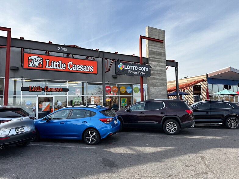2045 Sheridan Blvd, Edgewater, CO à louer - Photo principale – Image 1 sur 9