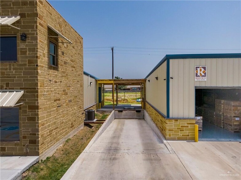 1808 Sharm Dr, Pharr, TX à louer - Photo de l’immeuble – Image 2 sur 7