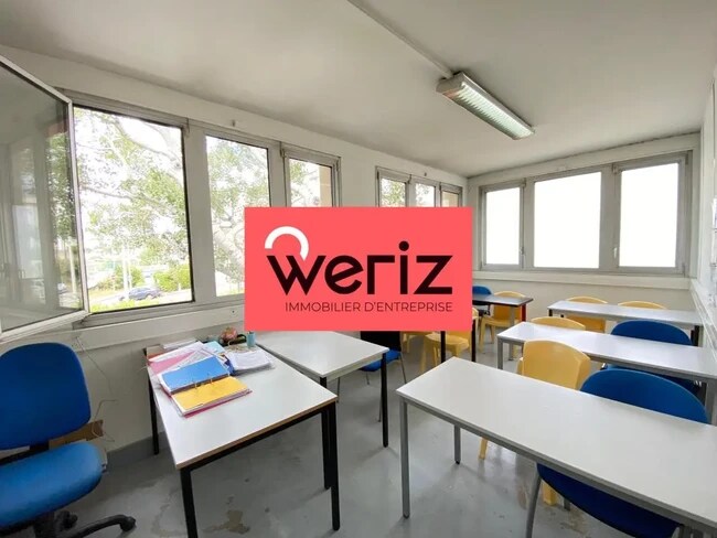 Plus de détails pour Bureau à louer