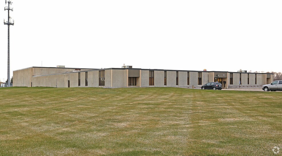 406 E 7th St E, Monticello, MN à louer - Photo de l’immeuble – Image 1 sur 13