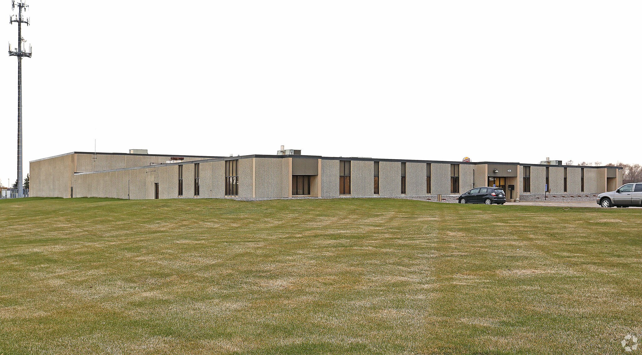 406 E 7th St E, Monticello, MN à louer Photo de l’immeuble– Image 1 sur 14