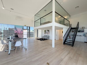 1501 Main St, Venice, CA à louer Photo intérieure– Image 1 sur 13