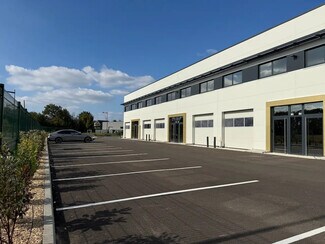 Plus de détails pour 5 Rue Clément Ader, Saint-Pierre-du-Perray - Bureau à louer