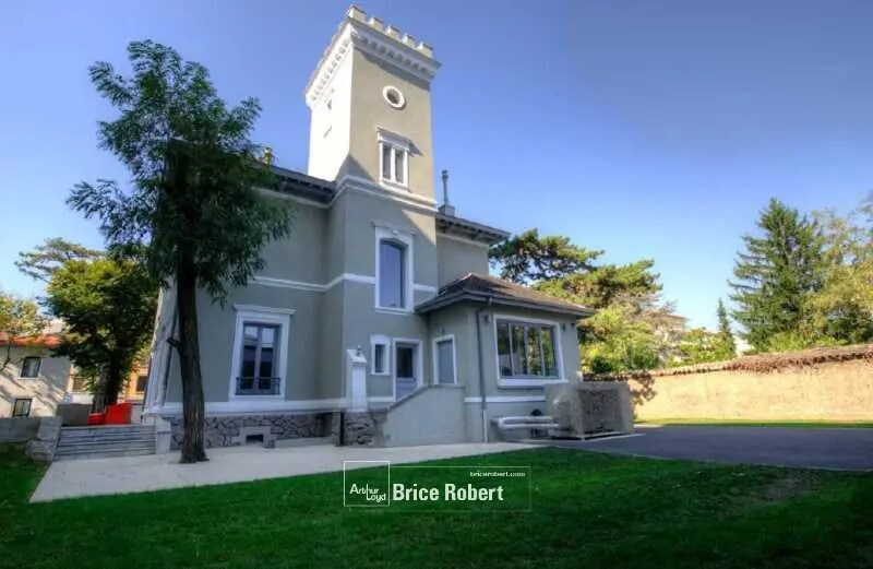 Bureau dans Lyon à vendre - Photo de l’immeuble – Image 1 sur 10