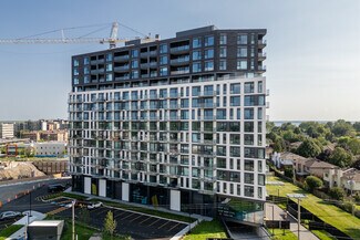 Plus de détails pour 880 Av Carson, Dorval, QC - Local commercial à louer