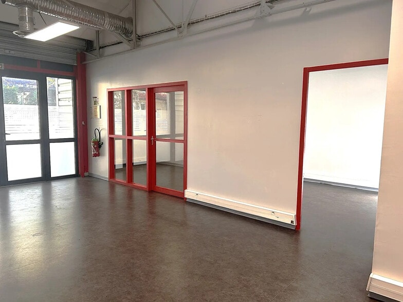 388 Boulevard Jean-Jacques Bosc, Bègles à louer - Photo de l’immeuble – Image 1 sur 5
