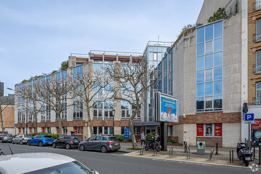 117/119 Avenue Victor Hugo, Boulogne-Billancourt à louer - Photo de l’immeuble – Image 2 sur 2