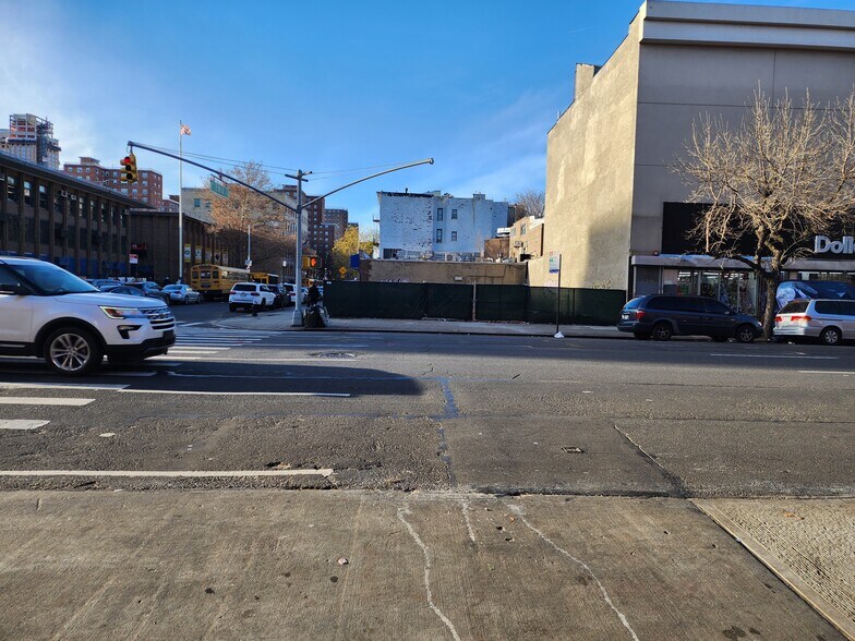2102 3rd Ave, New York, NY à louer - Photo de l’immeuble – Image 3 sur 3