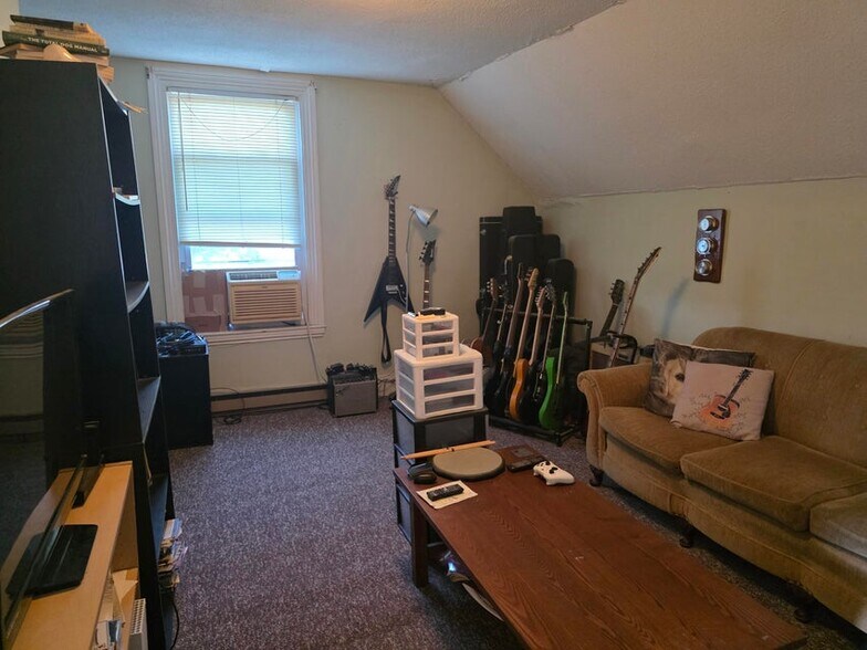 12 Grace Street Pl, Rockland, ME à vendre - Photo de l’immeuble – Image 2 sur 11