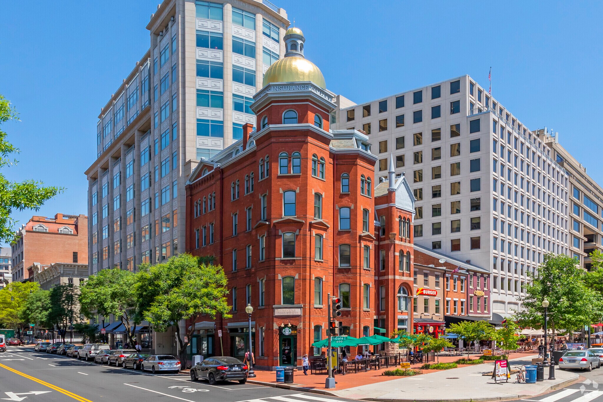 325 7th St NW, Washington, DC à louer Photo principale– Image 1 sur 31