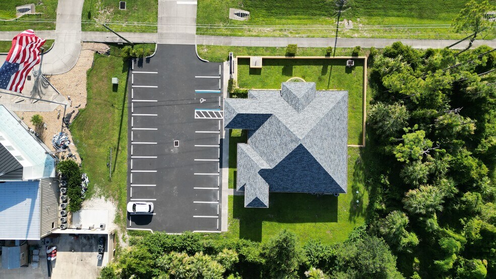 17178 Toledo Blade Blvd, Port Charlotte, FL à vendre - Photo de l’immeuble – Image 3 sur 4