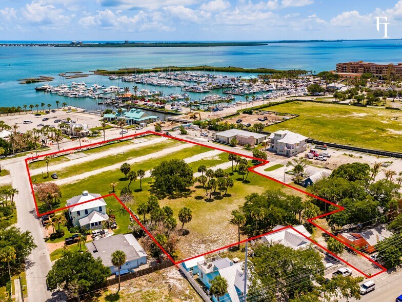 N 2nd St, Fort Pierce, FL à vendre - Photo de l’immeuble – Image 2 sur 20