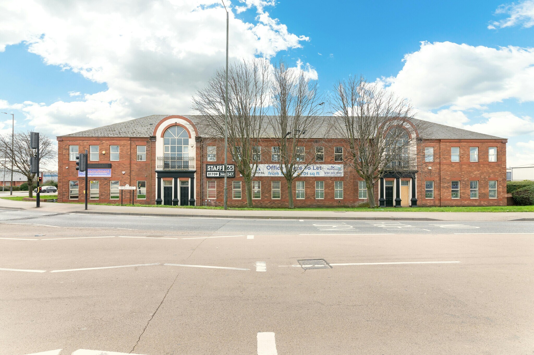 Taylors Ct, Rotherham à louer Photo de l’immeuble– Image 1 sur 17