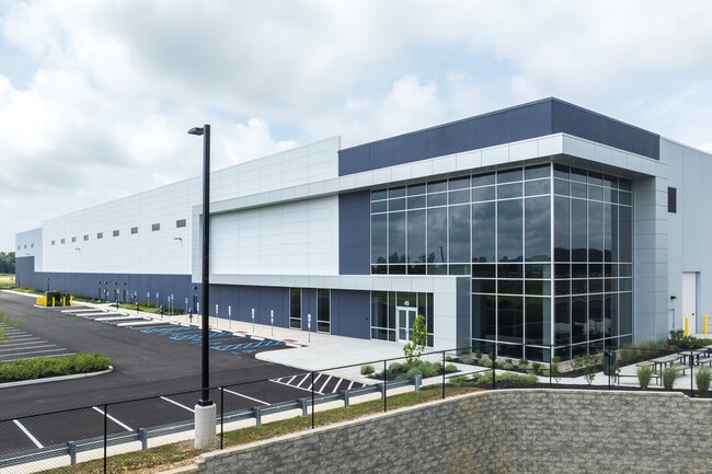 Plus de détails pour 1 Forest Ln, Carneys Point Township, NJ - Industriel/Logistique à louer