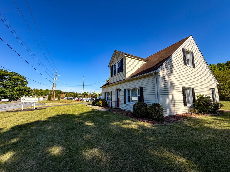 2292 Lynch Mill Rd, Altavista, VA à louer - Photo principale – Image 1 sur 18