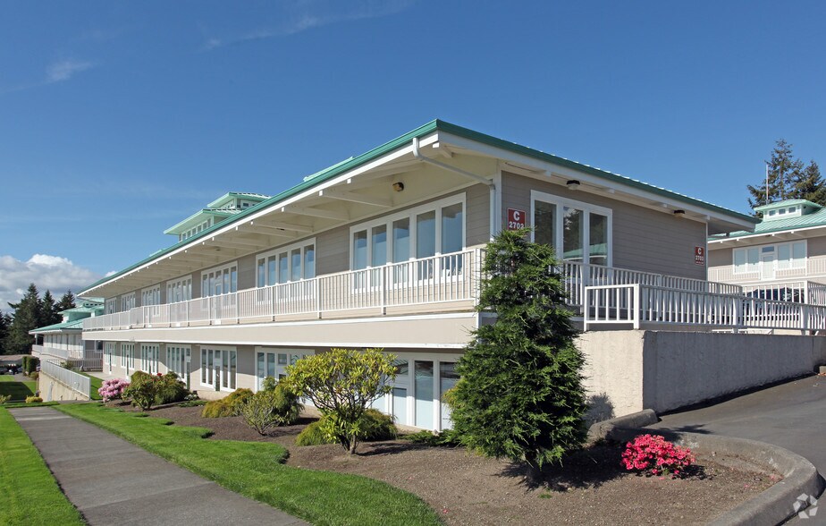 2605 Jahn Ave NW, Gig Harbor, WA à louer - Photo de l’immeuble – Image 1 sur 8
