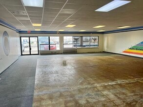 1312 Industrial Rd, Emporia, KS à louer Photo intérieure– Image 2 sur 2