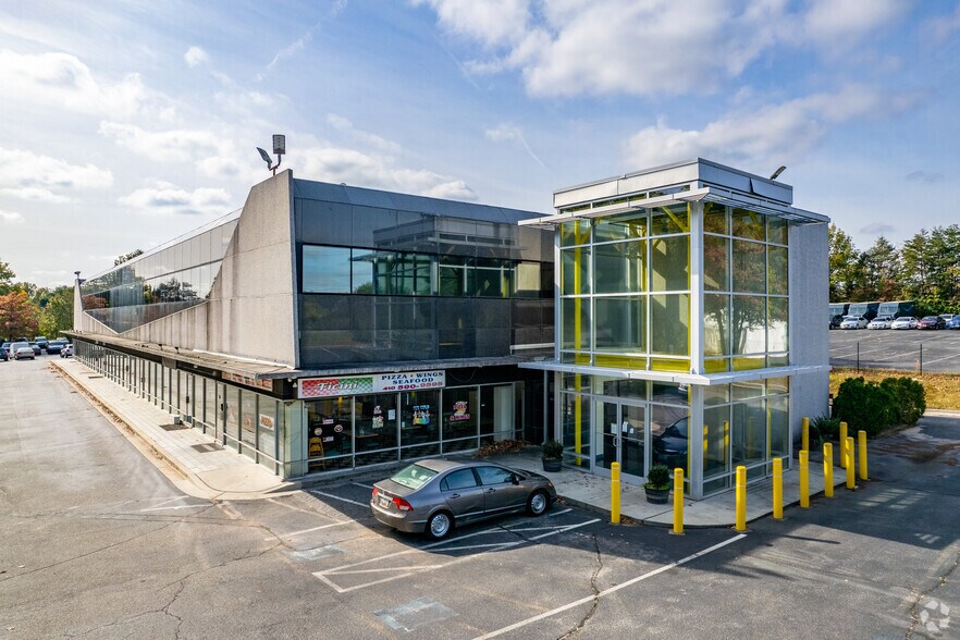 2301 Dorsey Rd, Glen Burnie, MD à louer - Photo de l’immeuble – Image 1 sur 32