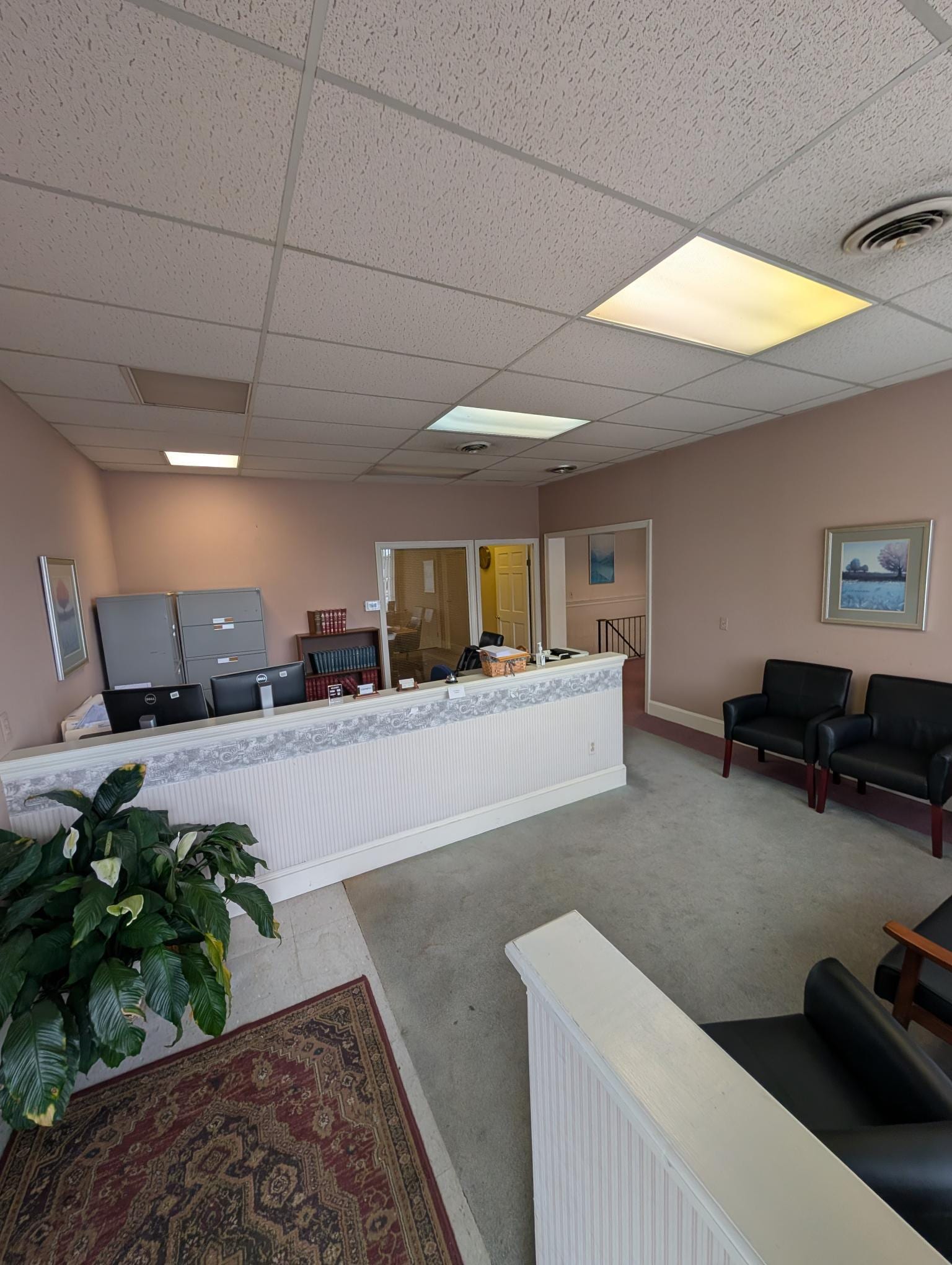 565 Newark Pompton Tpke, Pompton Plains, NJ à louer Photo de l’immeuble– Image 1 sur 5