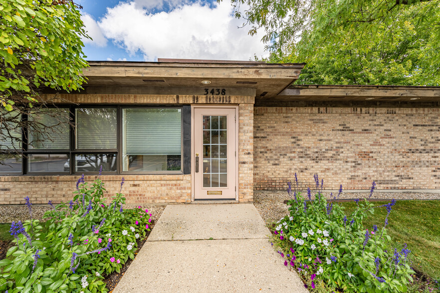 3424-3426 N Old Arlington Heights Rd, Arlington Heights, IL à louer - Photo de l’immeuble – Image 3 sur 37