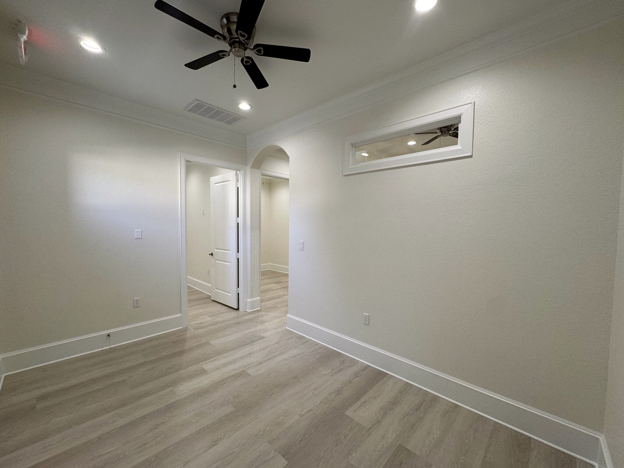 12410 Spring Cypress Rd, Tomball, TX à louer Photo intérieure– Image 1 sur 13