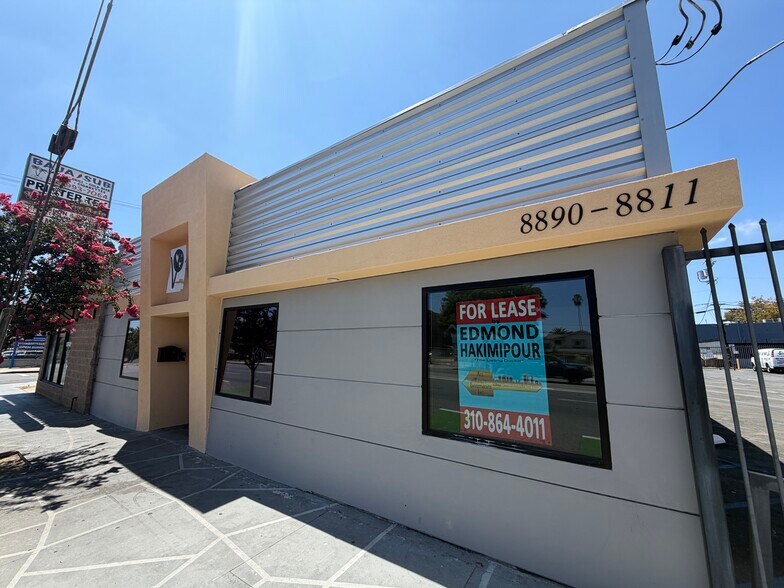 8805-8811 Reseda Blvd, Northridge, CA à louer - Photo de l’immeuble – Image 2 sur 6