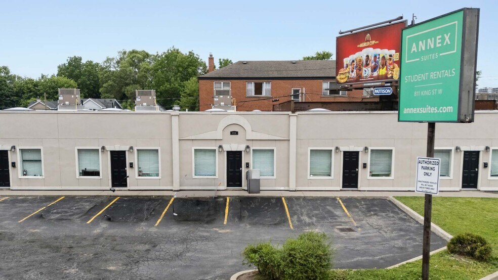 811 King St W, Hamilton, ON à vendre - Photo de l’immeuble – Image 1 sur 5