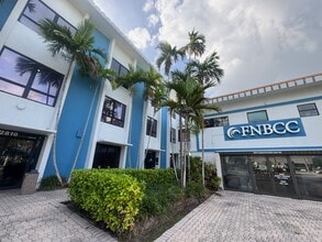 2810 E Oakland Park Blvd, Fort Lauderdale, FL à louer Photo intérieure– Image 1 sur 14