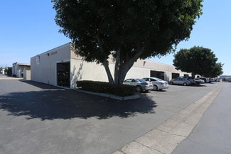 Plus de détails pour 3426-3446 W Harvard St, Santa Ana, CA - Industriel/Logistique à louer
