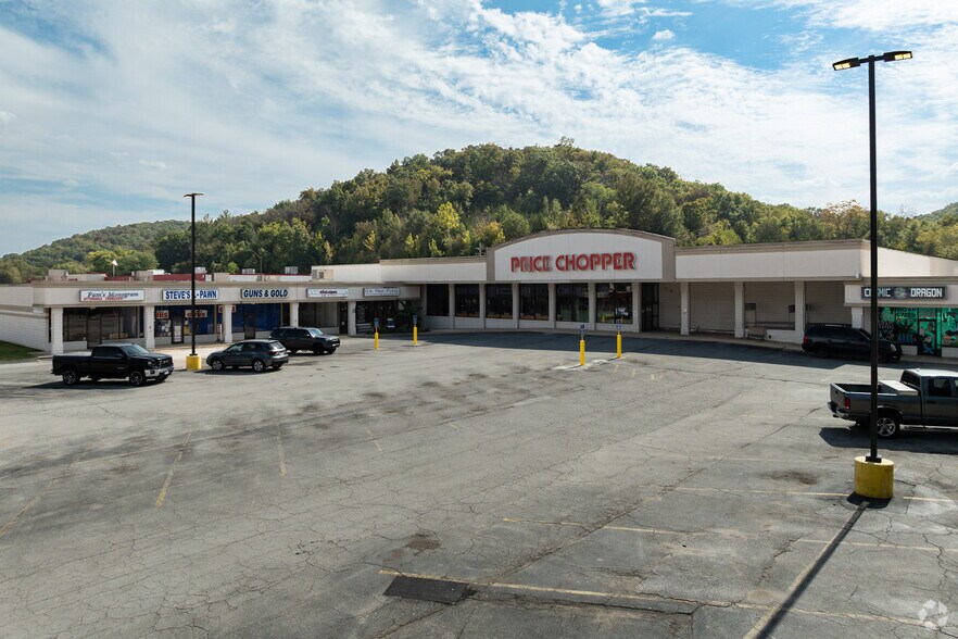 4634-4639 Gravois Rd, House Spgs, House Springs, MO à louer - Photo principale – Image 1 sur 91